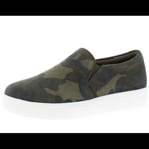 GRACIE WOMENS WATERPROOF SUEDE SLIP-ON SNEAKERS